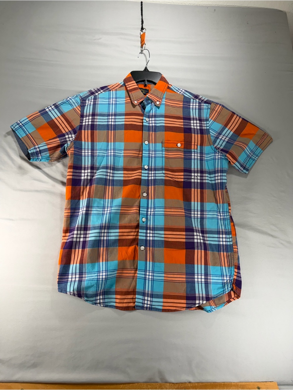 Club Room Men Medium Short Sleeve Button Down Plaid Shirt Orange Blue NWOT